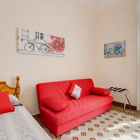 Apartment With Terrace- Casa Mariella