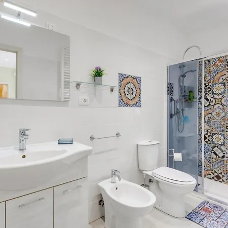 Apartament With Terrace- Casa Mariella