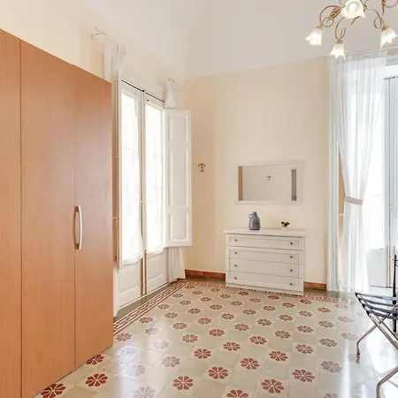With Terrace- Casa Mariella *